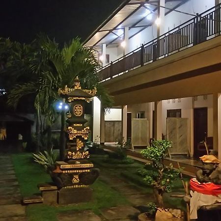 Puji Homestay Mataram Extérieur photo