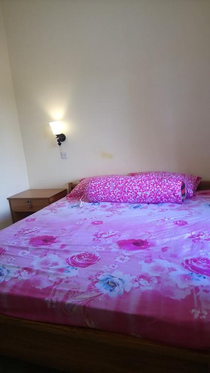Puji Homestay Mataram Extérieur photo