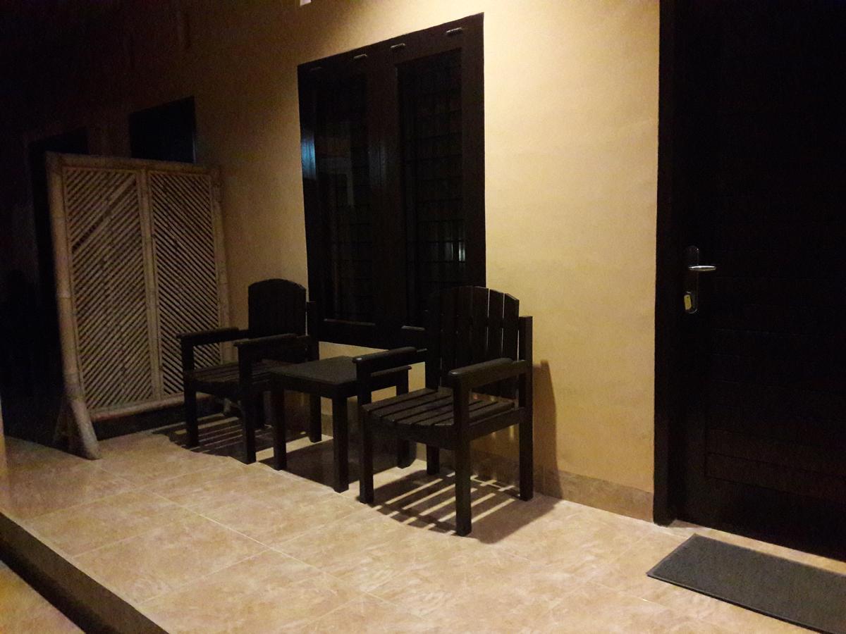Puji Homestay Mataram Extérieur photo
